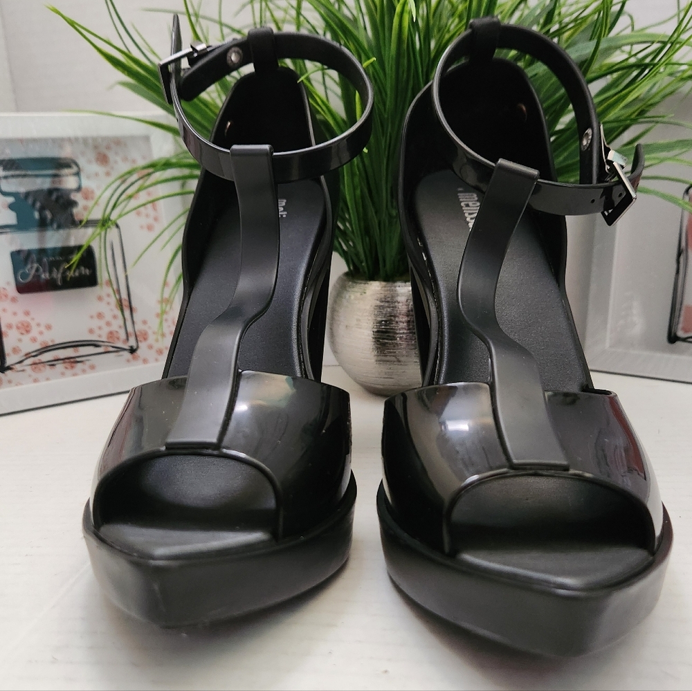 Melissa Jelly Block Heels Size 6 Elegant Black Platform Sandals Rubber Peeptoe